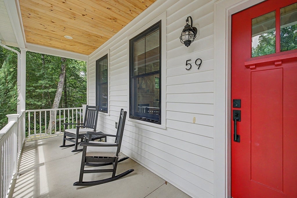 59 Ice Pond Dr