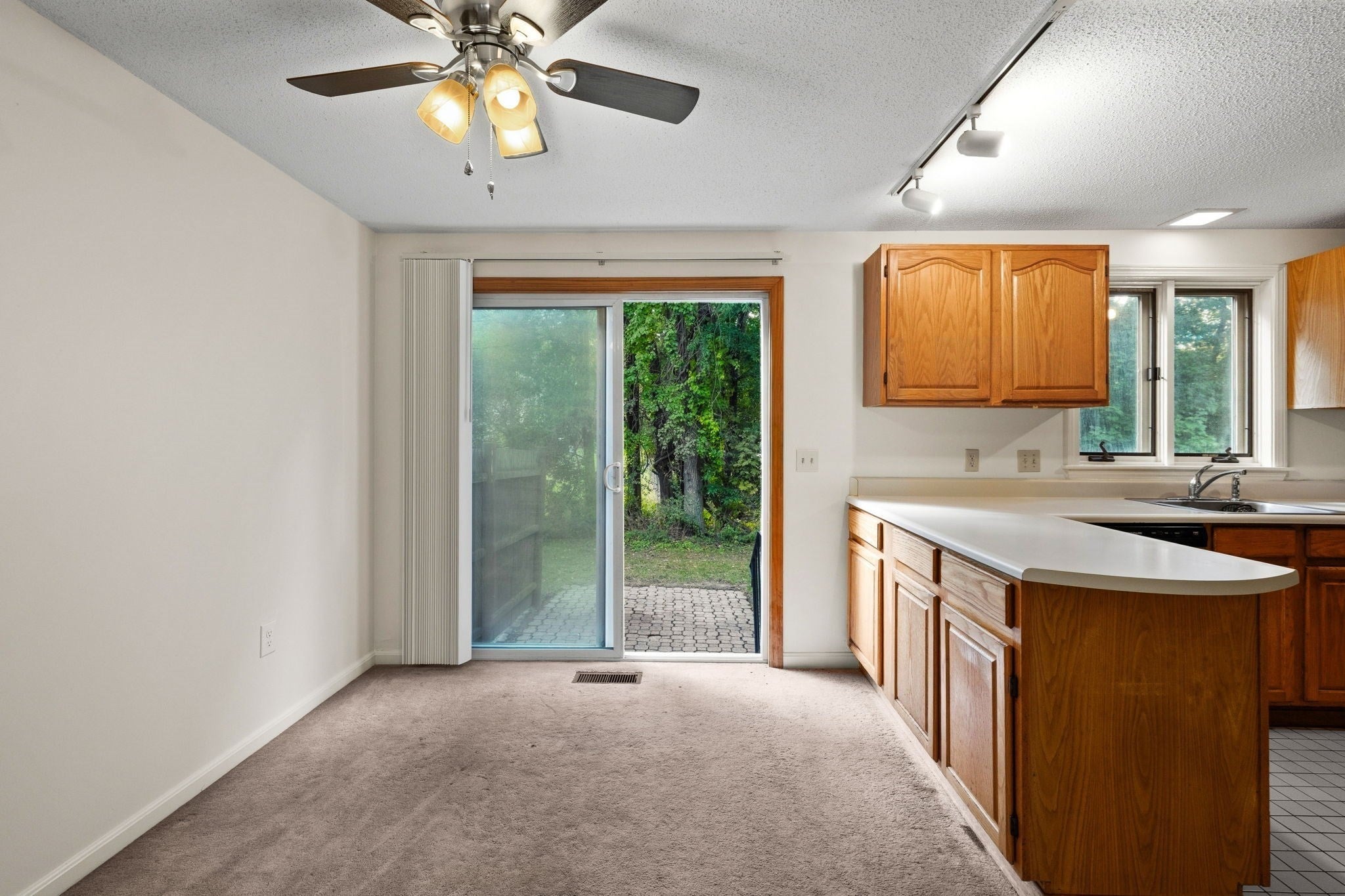 55 Littleton Road #2E, Ayer, MA Photo #6