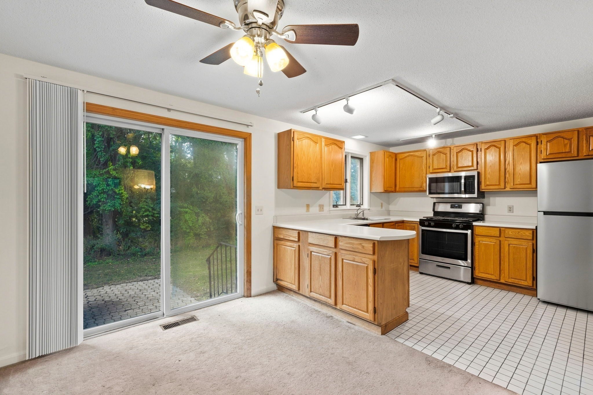 55 Littleton Road #2E, Ayer, MA Photo #4