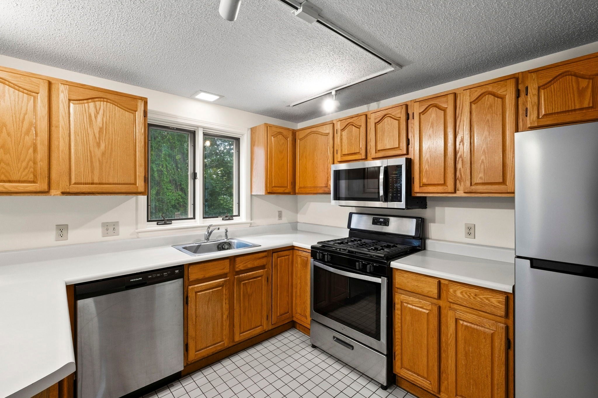 55 Littleton Road #2E, Ayer, MA Photo #8