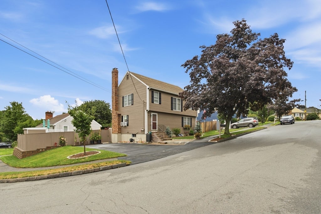 74 Maplewood Rd, Lynn, MA, 74 Maplewood Rd, Lynn, MA Photo #2