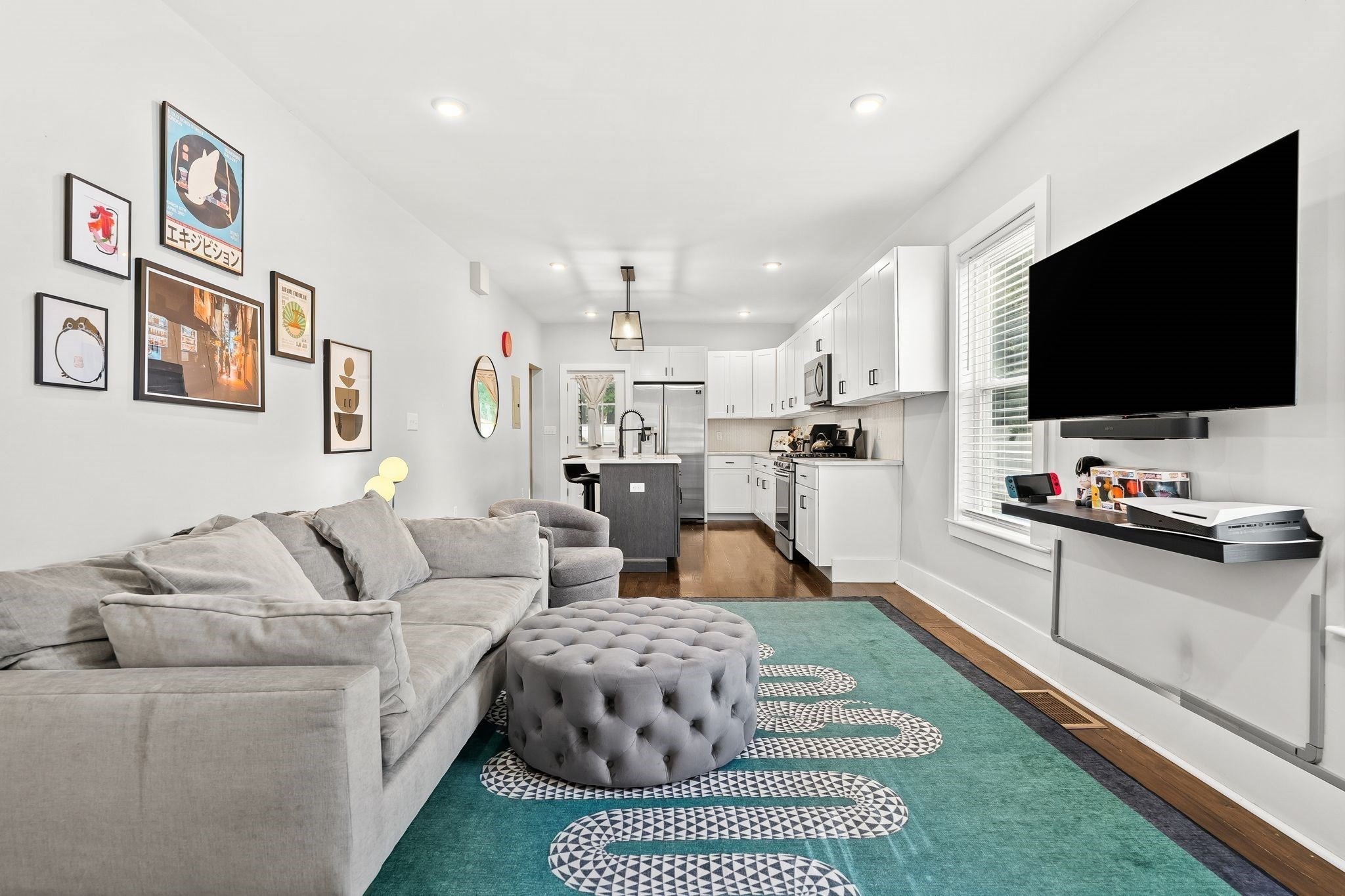 Photo of 145 Whitfield St, Boston, MA
