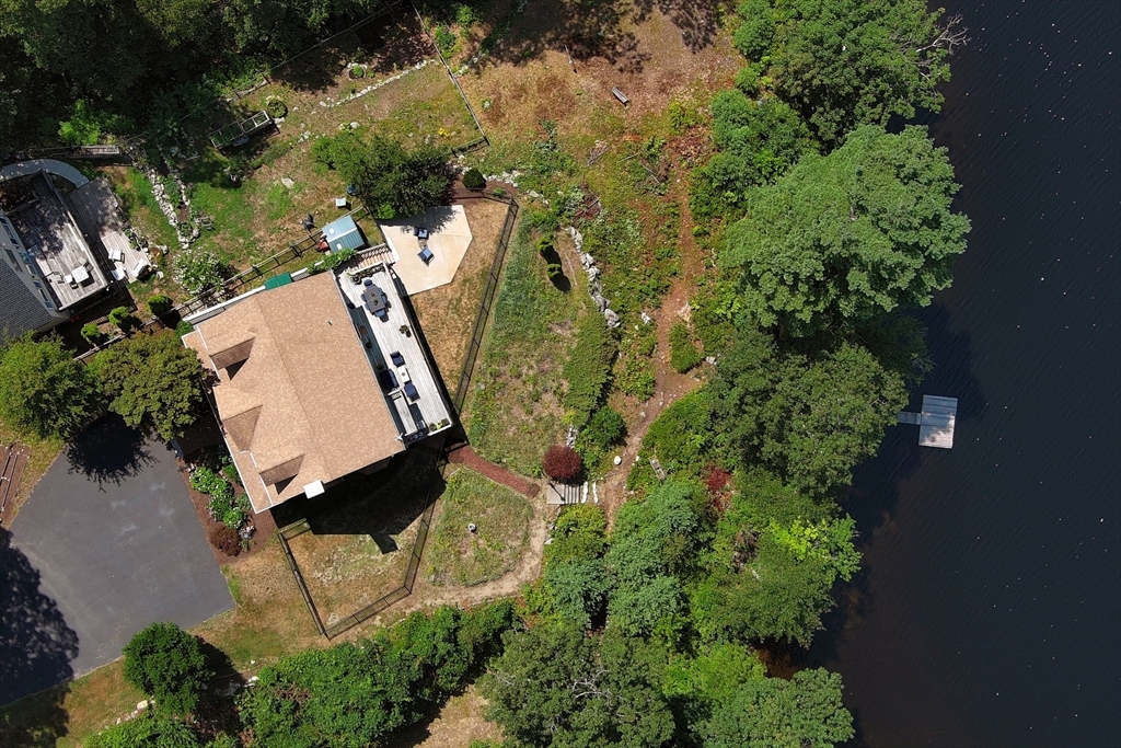 10 Dogwood Ln