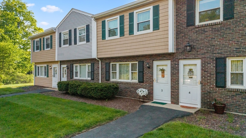 Photo 1 of 33 — 371 Lancaster St 3, West Boylston, MA 01583