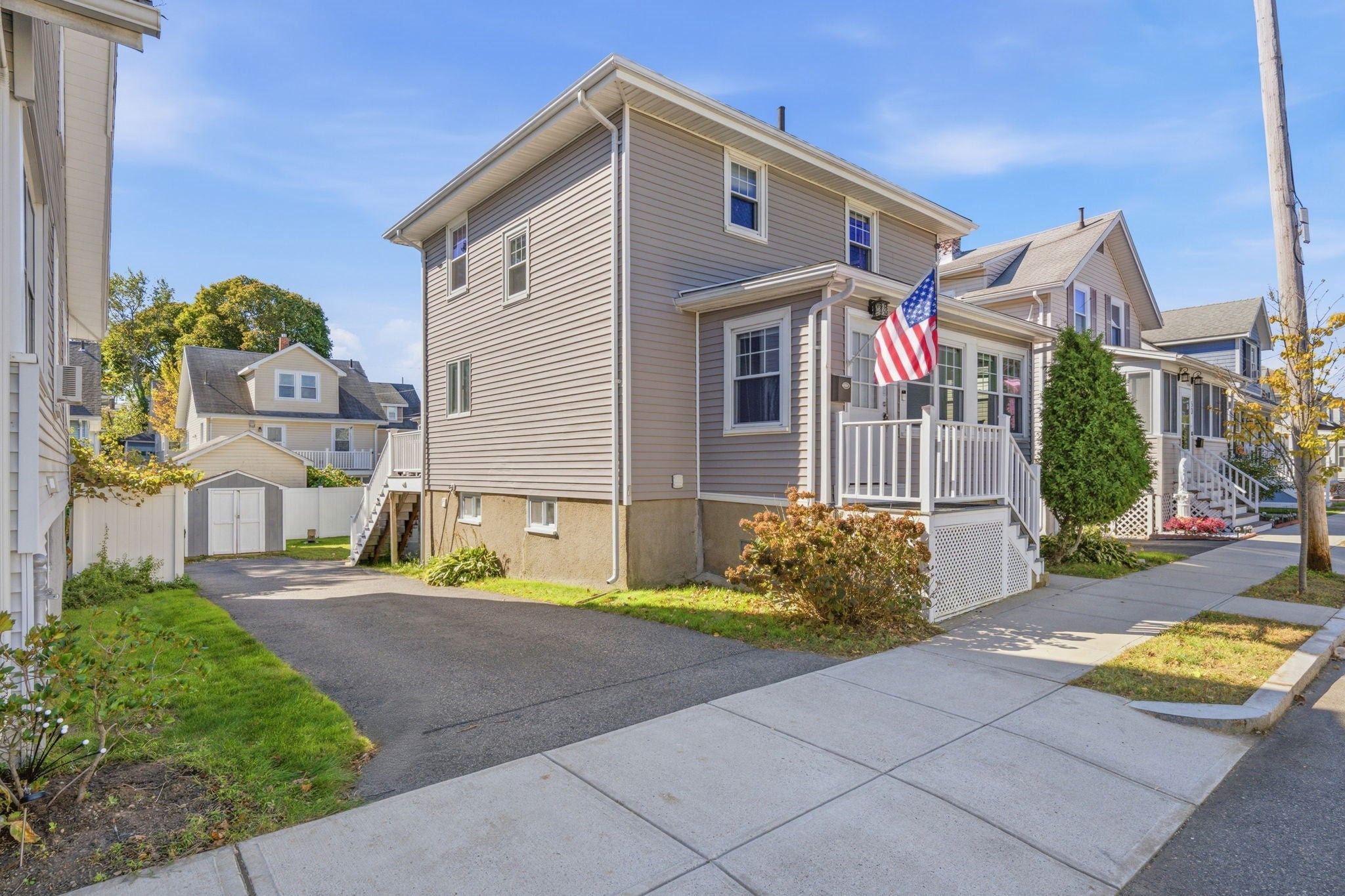 55 Sharon Rd