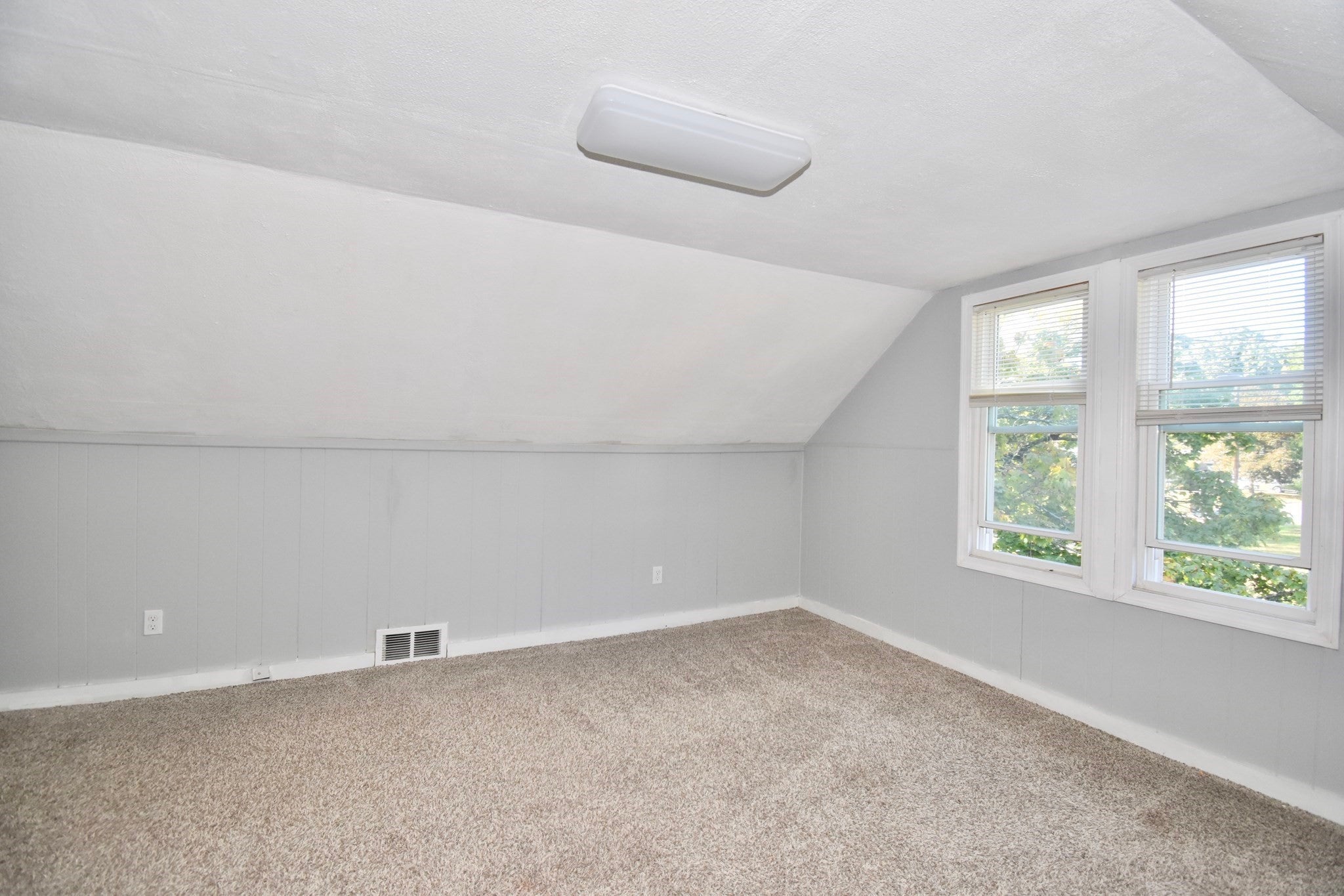 66 Curve St, Springfield, MA, 66 Curve St, Springfield, MA Photo #21