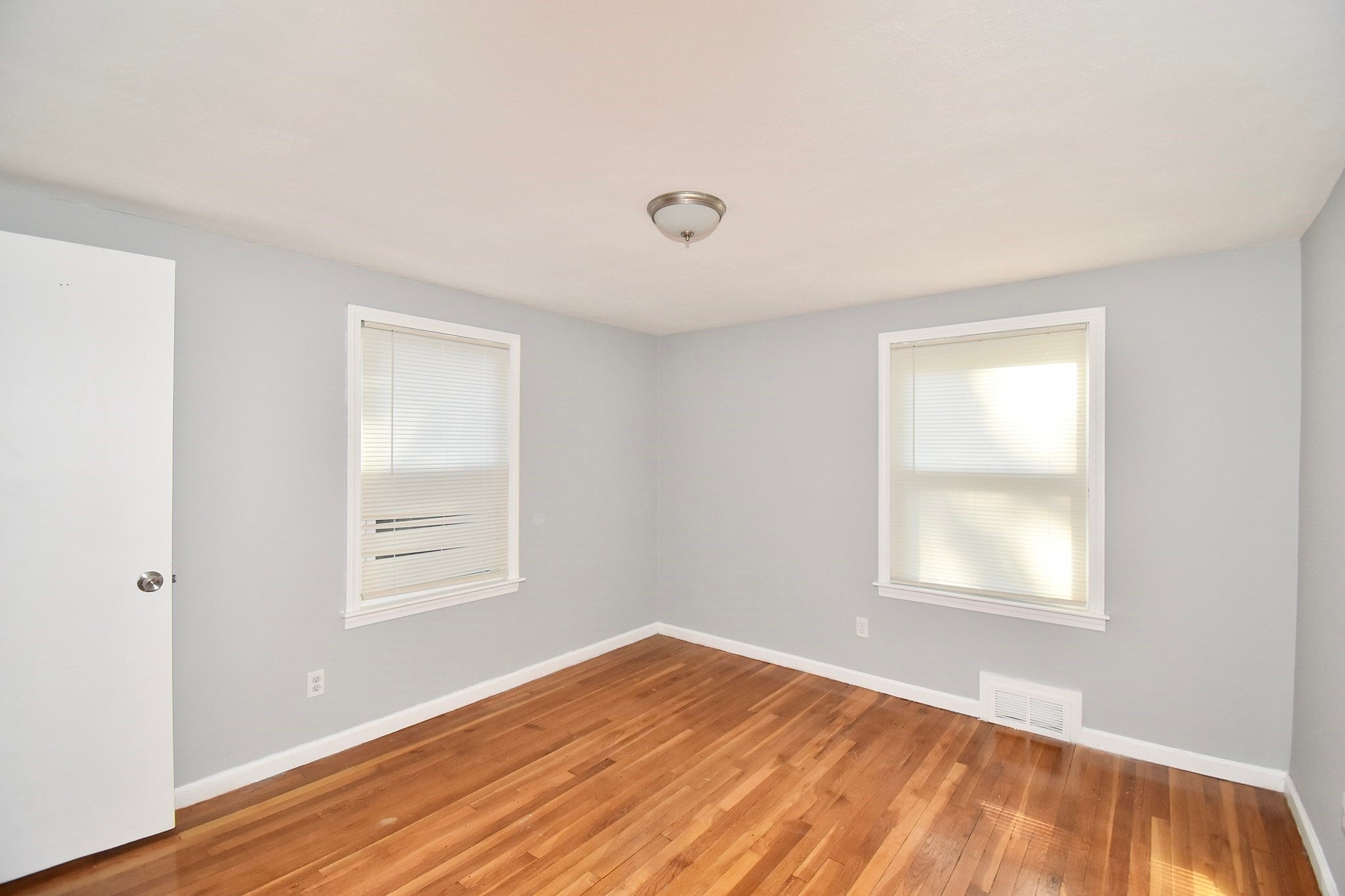 66 Curve St, Springfield, MA, 66 Curve St, Springfield, MA Photo #19