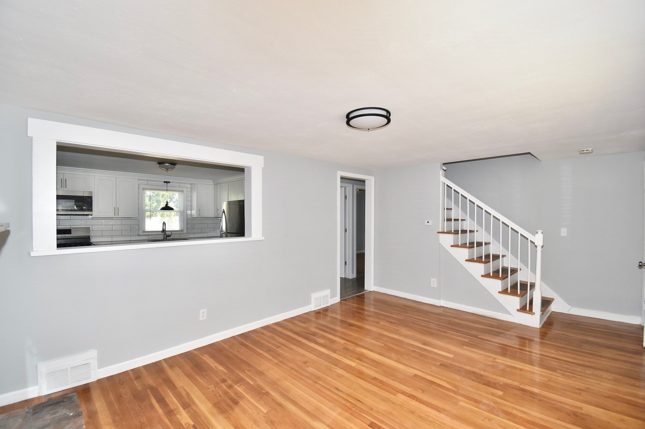 66 Curve St, Springfield, MA, 66 Curve St, Springfield, MA Photo #8
