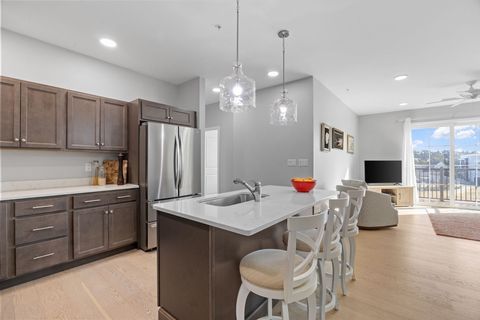 1 Mariners Way 309 Plymouth MA 02360