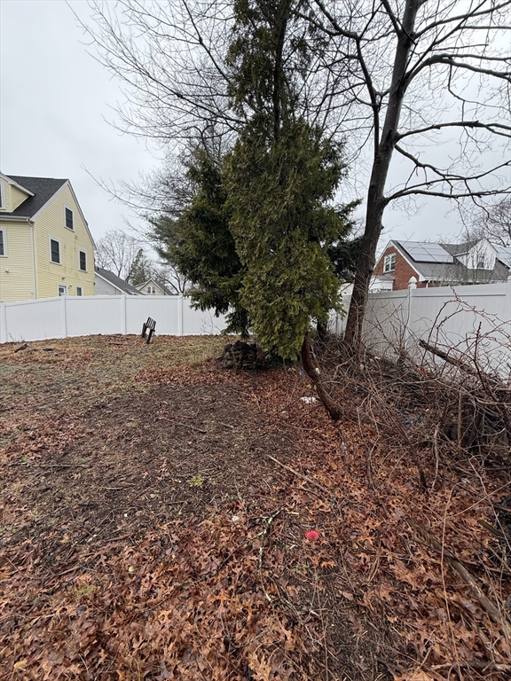 7 Waldo St
