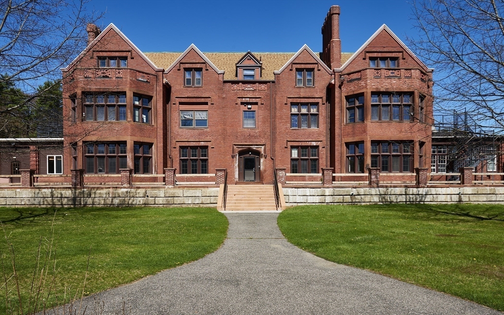 349 Old Stockbridge Rd, Lenox, MA Photo #16