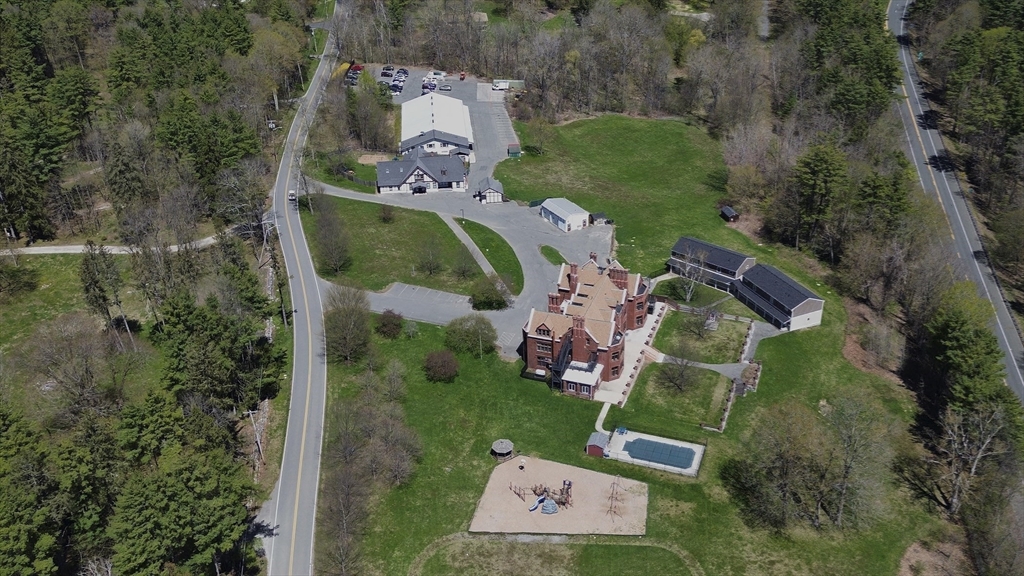 349 Old Stockbridge Rd, Lenox, MA Photo #39