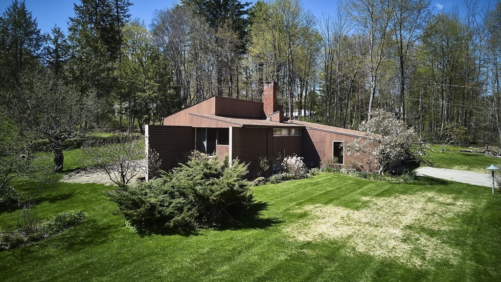 349 Old Stockbridge Rd, Lenox, MA Photo #38