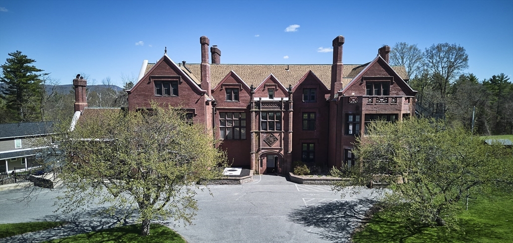 349 Old Stockbridge Rd, Lenox, MA Photo #1