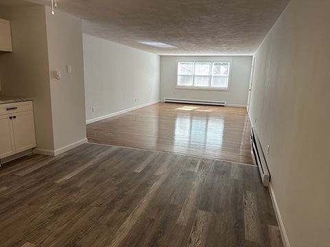 49 Dennis Street B Attleboro MA 02703