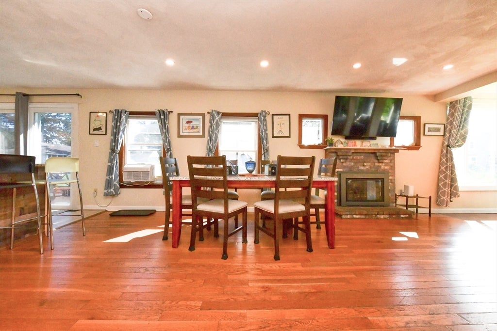 22 Ash St, Wareham, MA, 22 Ash St, Wareham, MA Photo #10