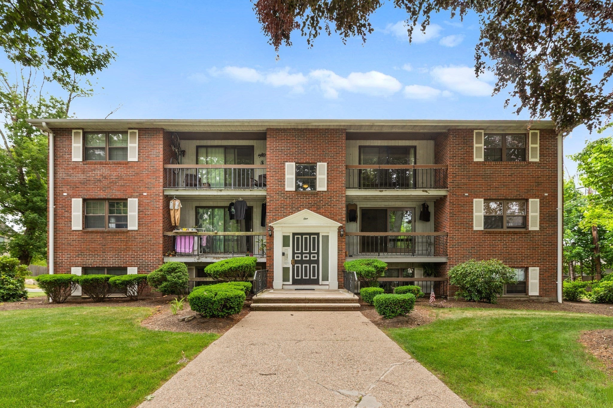 Photo of 1 Centre St, Canton, MA