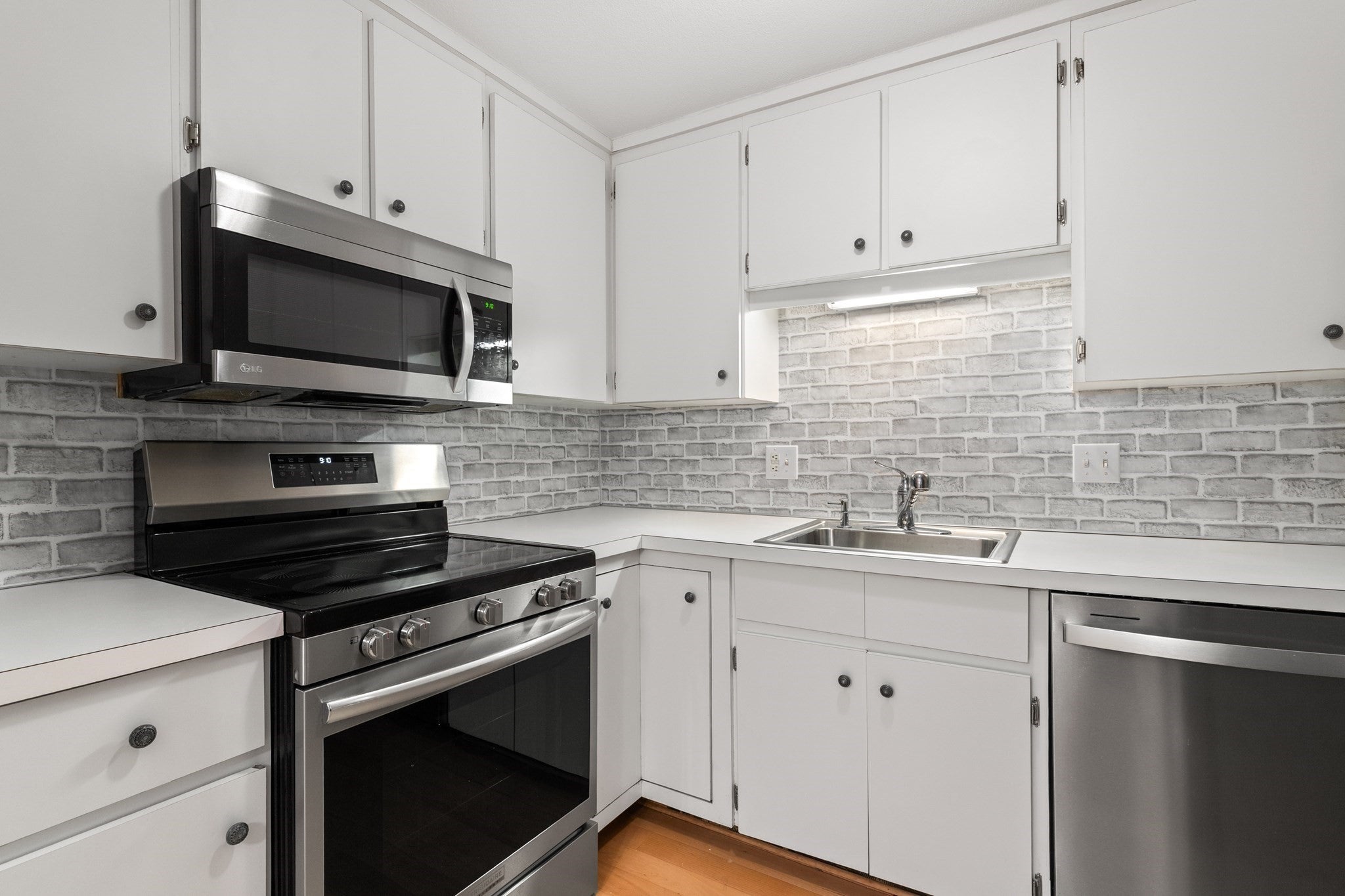 1 Centre St #9, Canton, MA Photo #2