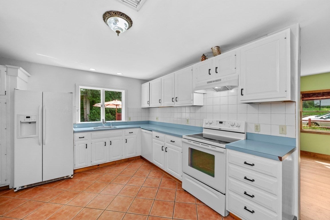 24 Birchwood Ave