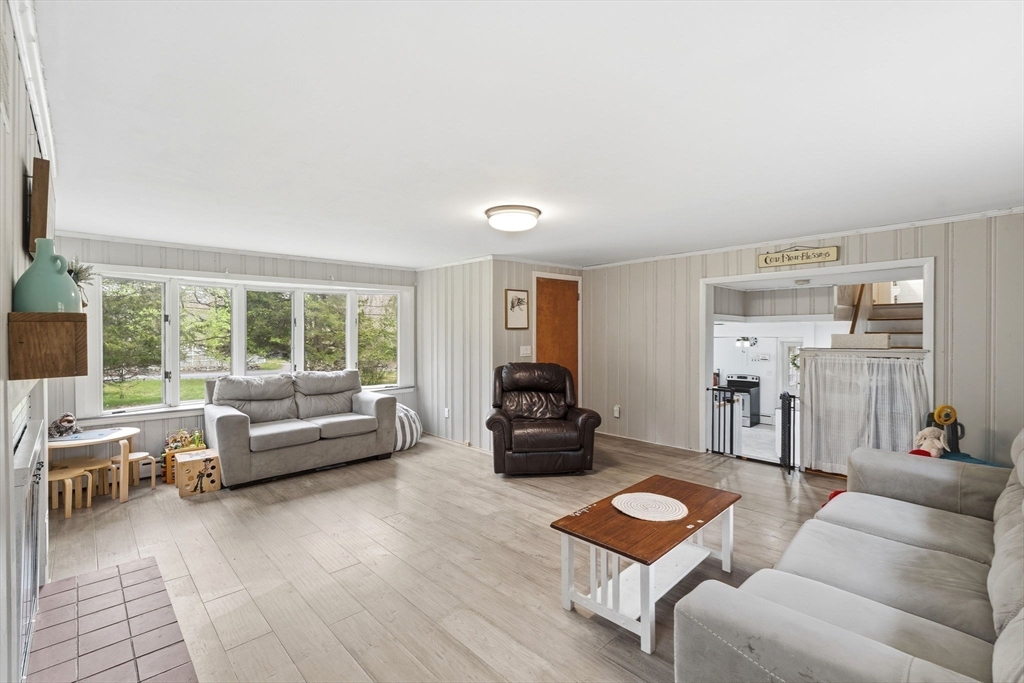 180 Moulton ST, Rehoboth, MA Photo #18