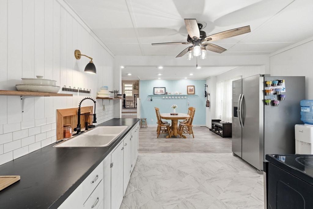 180 Moulton ST, Rehoboth, MA Photo #10