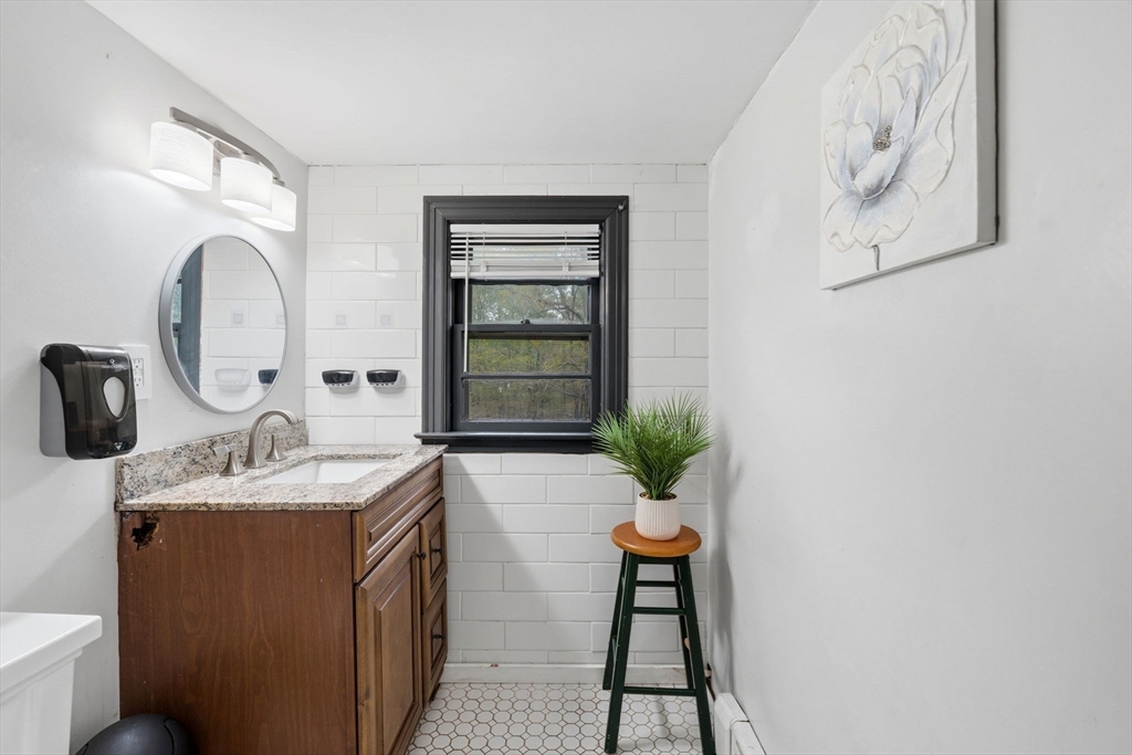 180 Moulton ST, Rehoboth, MA Photo #27
