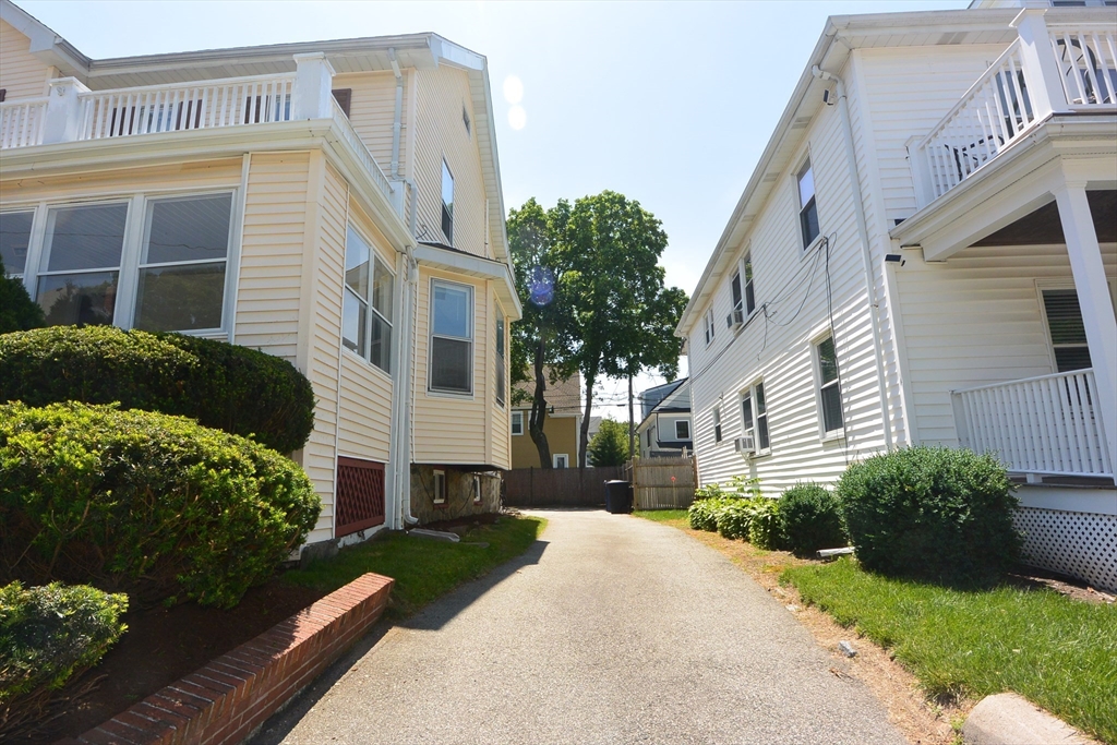 204 Maple St.