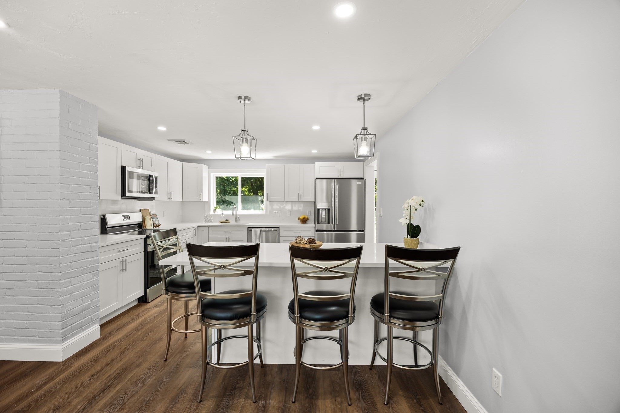 15 Clara Rd