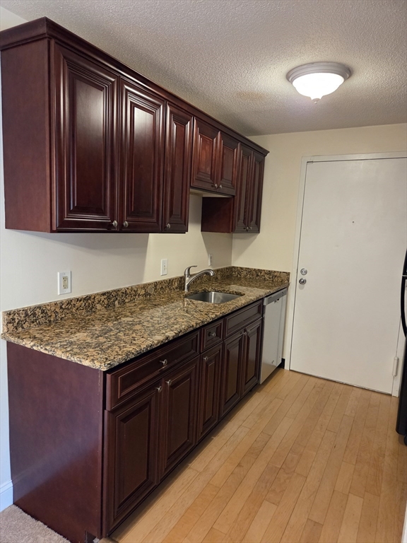 11 Village Hill Lane 9