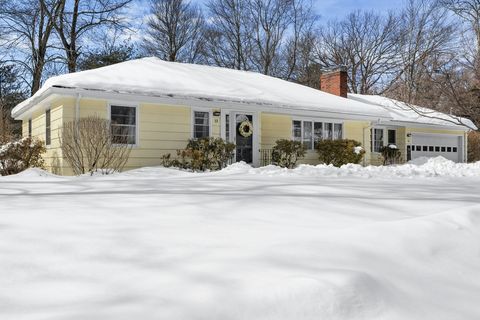 Photo of 13 Dennis Circle, Northborough, MA 01532 (MLS # 73481054)