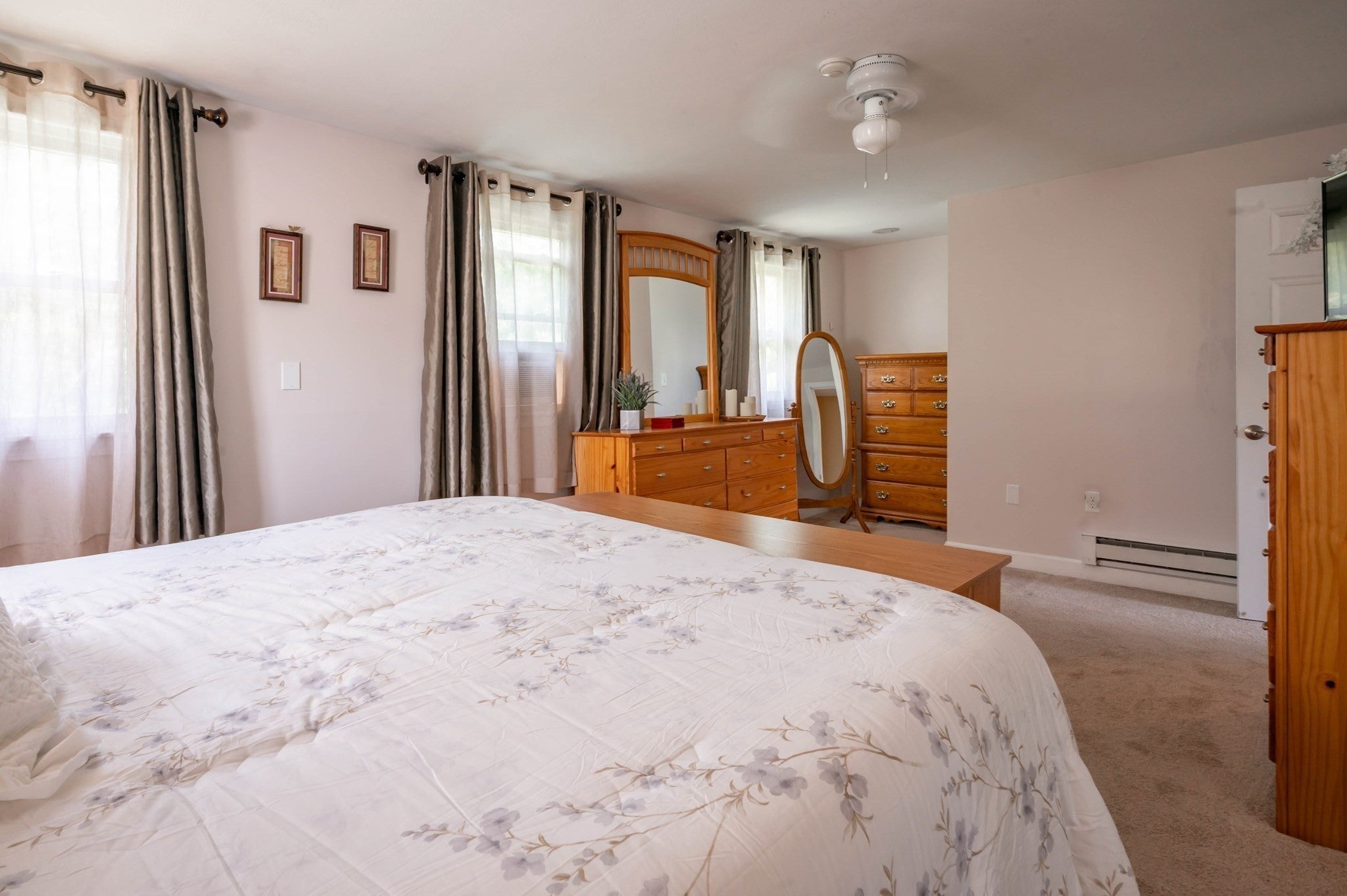 8 Sullivan Rd, Hudson, NH Photo #26