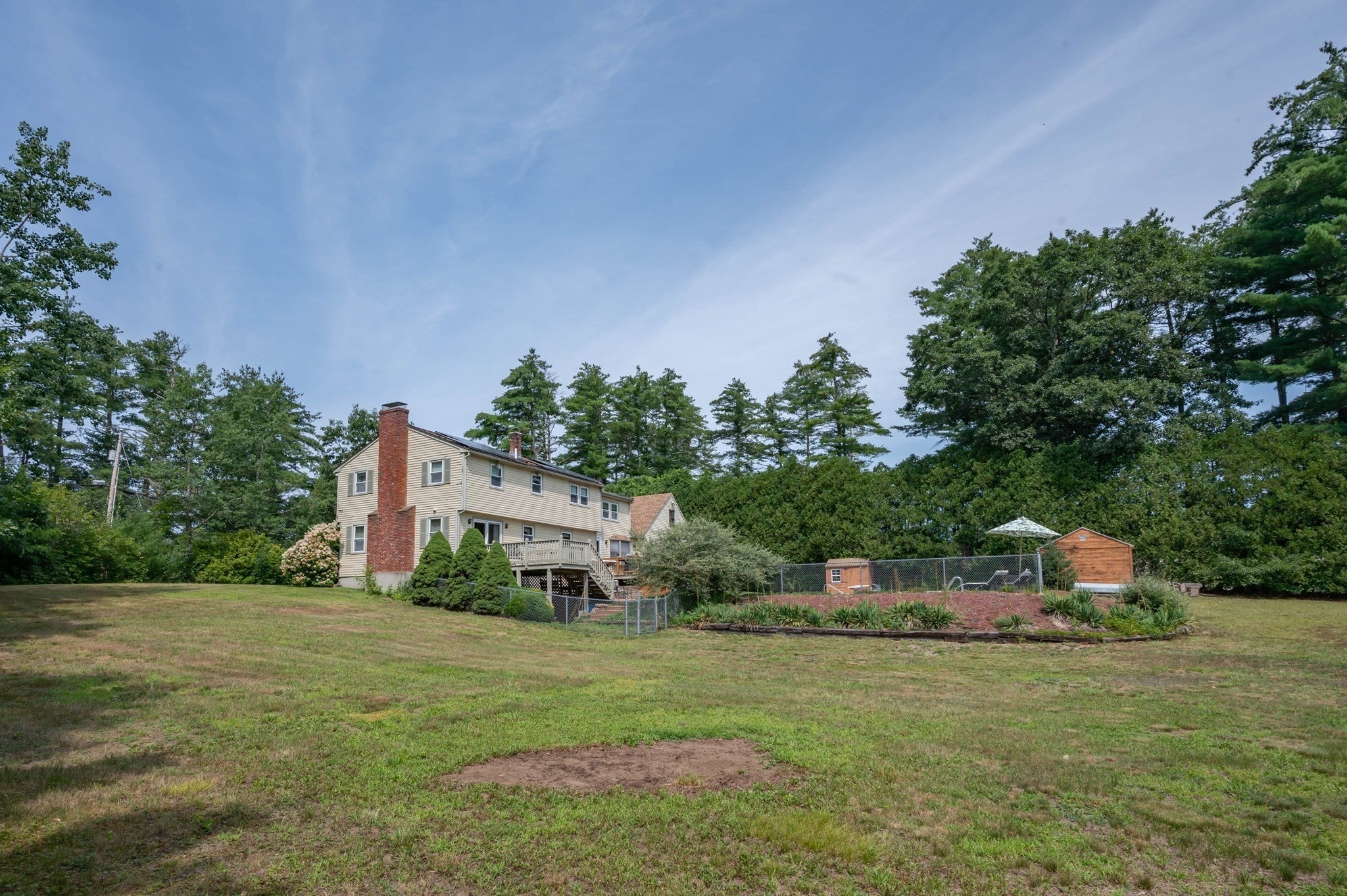 8 Sullivan Rd, Hudson, NH Photo #4
