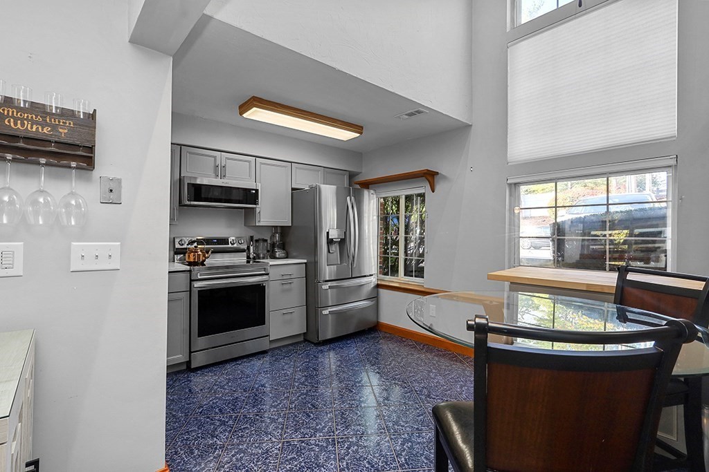 159 Tall Oaks Dr D