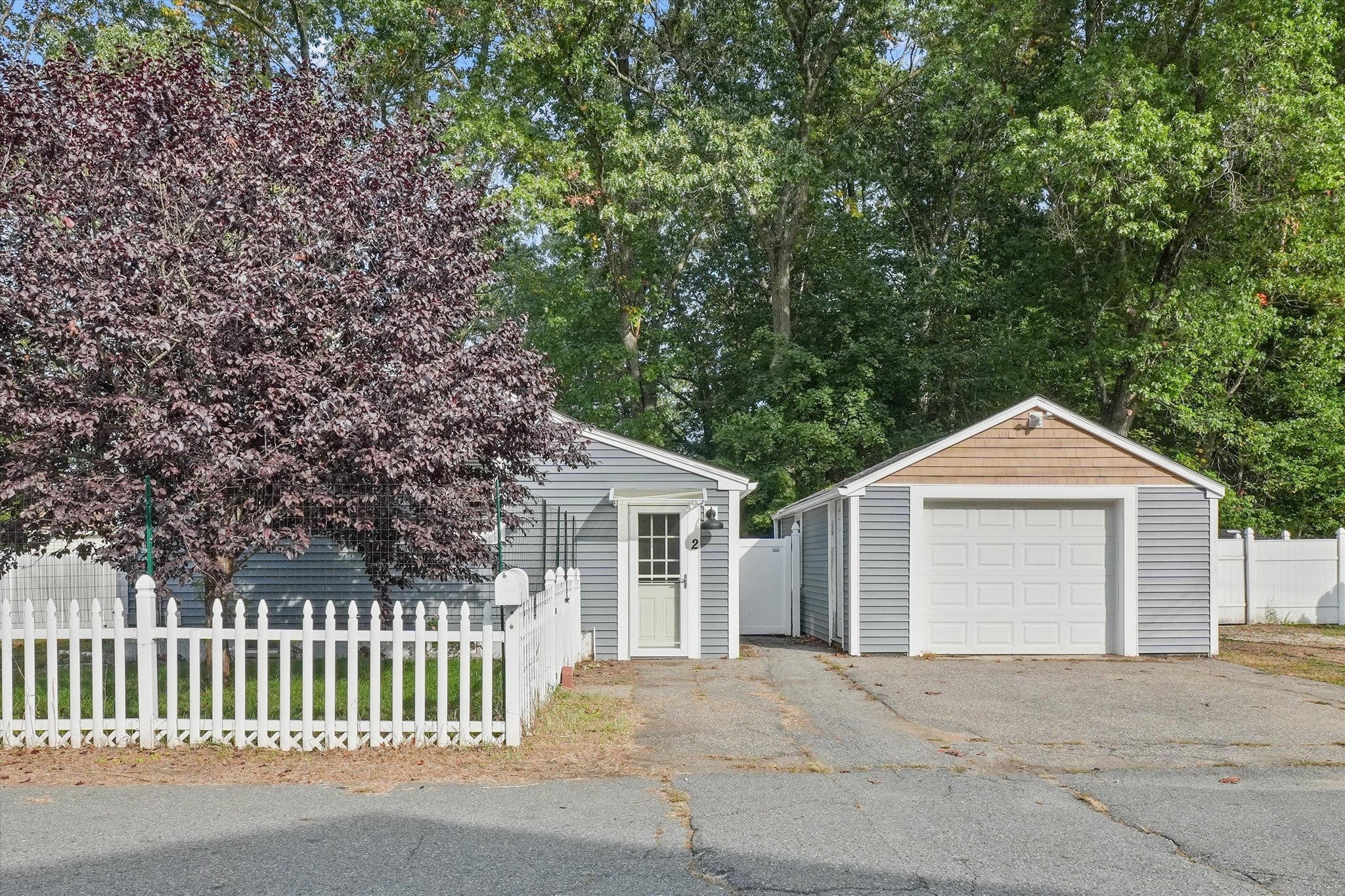 2 Burnside Lane