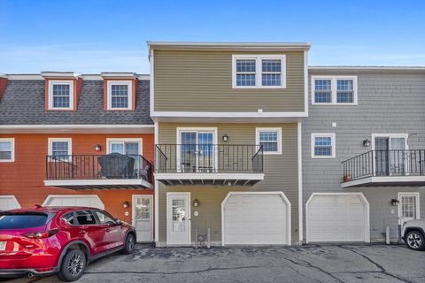 Photo of 95 Prescott Dr #95, Chelmsford, MA 01863 (MLS # 73488381)