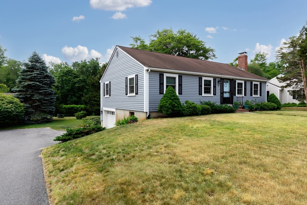 50 Forest Ave Ext