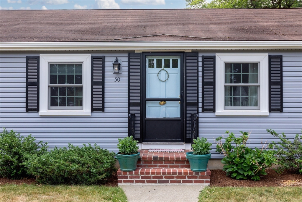 50 Forest Ave Ext