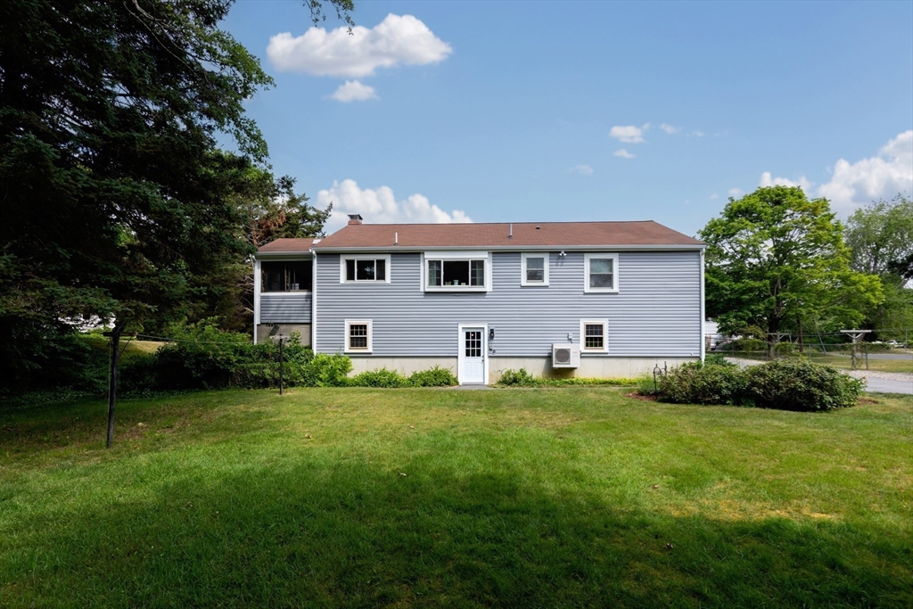50 Forest Ave Ext