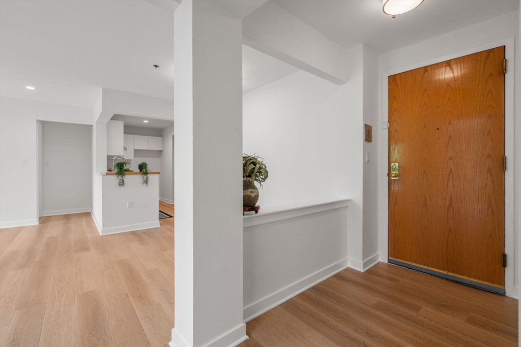 273 Cambridge 205
