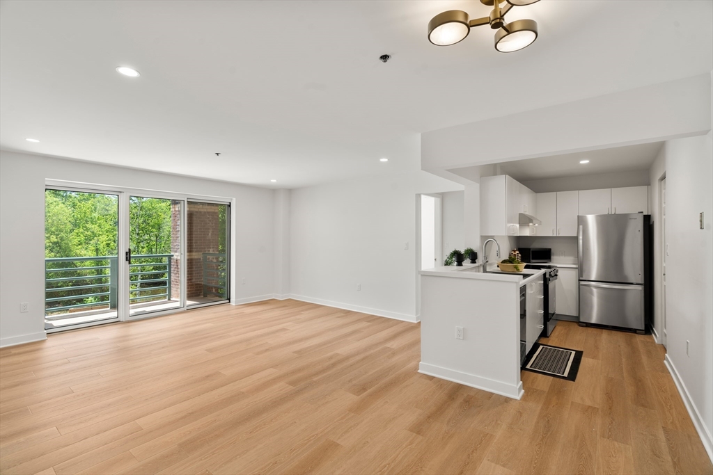 273 Cambridge Road 205