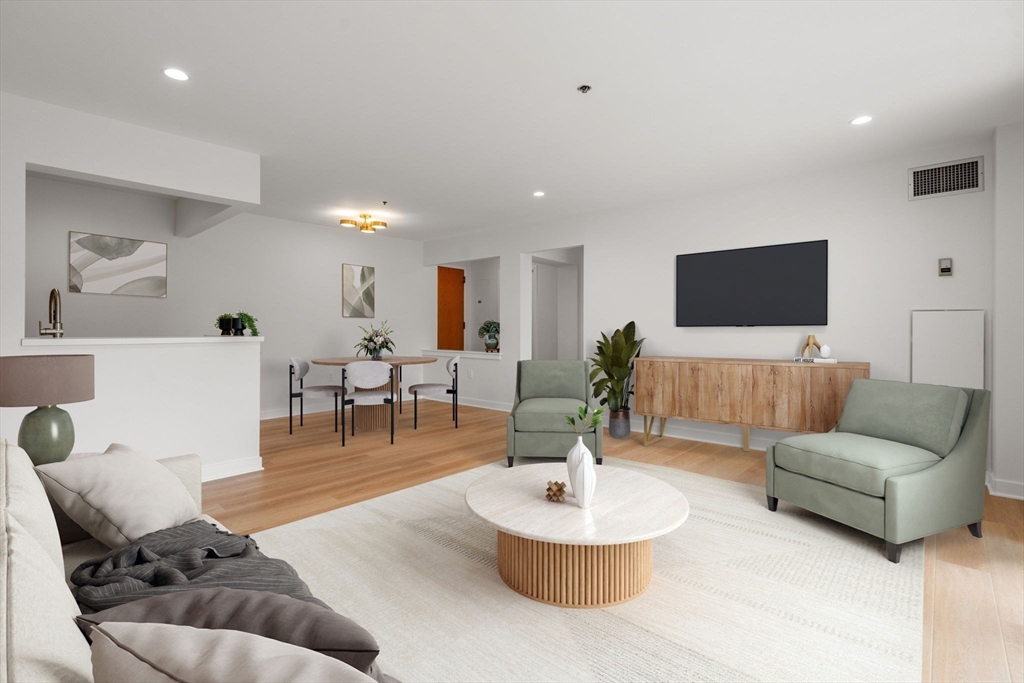 273 Cambridge 205