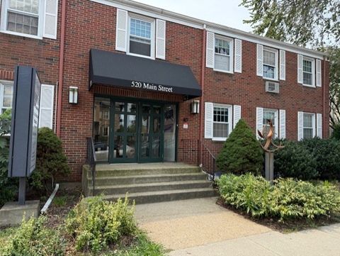 Photo of 520 Main St #C, Waltham, MA 02452 (MLS # 73475611)