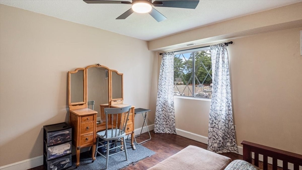 North Reading, Massachusetts 01864, United States, 2 Bedrooms Bedrooms, ,1 BathroomBathrooms,Residential,Contingent,179704