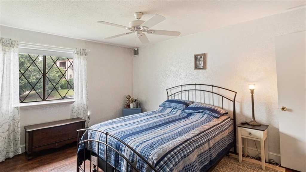 North Reading, Massachusetts 01864, United States, 2 Bedrooms Bedrooms, ,1 BathroomBathrooms,Residential,Contingent,179704