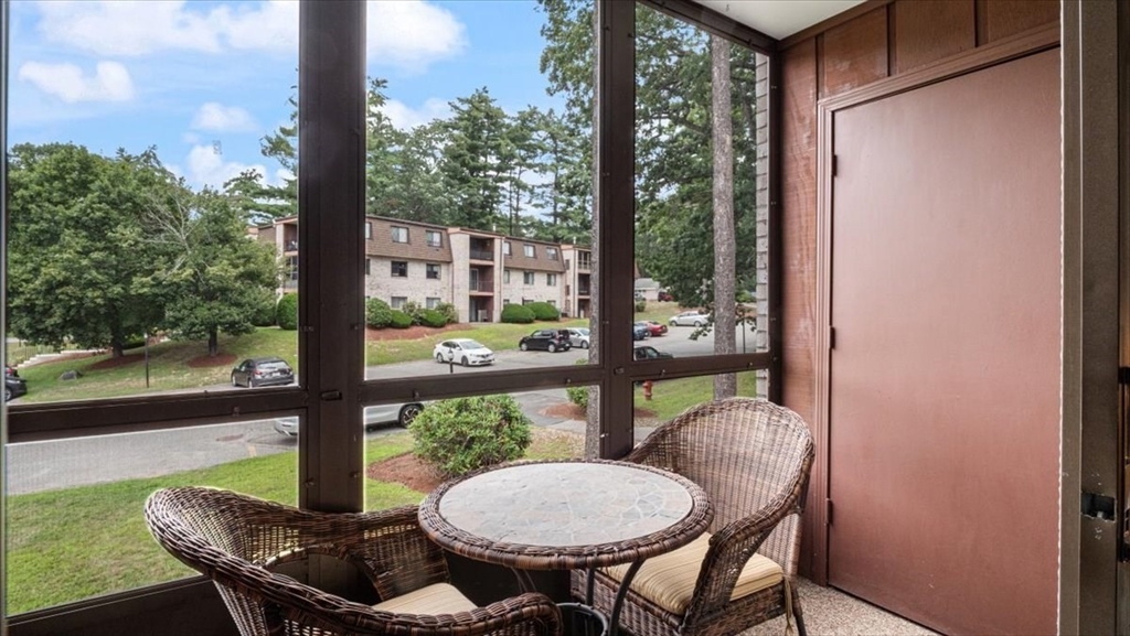 North Reading, Massachusetts 01864, United States, 2 Bedrooms Bedrooms, ,1 BathroomBathrooms,Residential,Contingent,179704