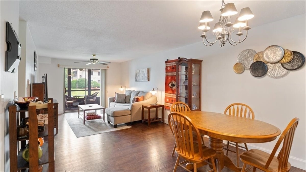 North Reading, Massachusetts 01864, United States, 2 Bedrooms Bedrooms, ,1 BathroomBathrooms,Residential,Contingent,179704