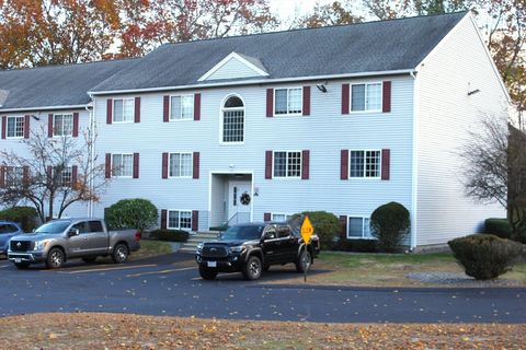 155 Lafond Ln 32 Dracut MA 01826