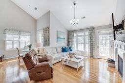 12 Sedgewood
