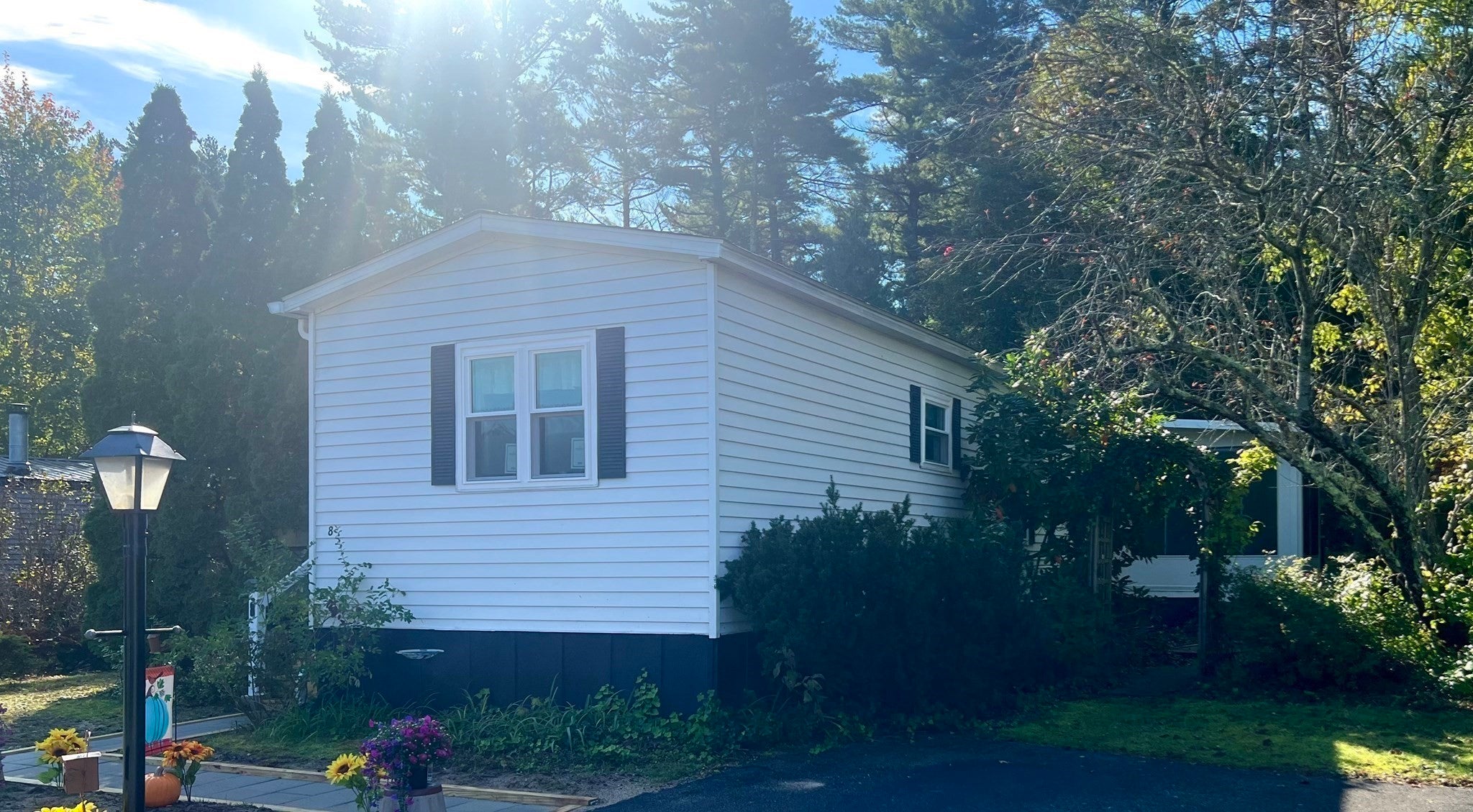 8 Jefferson Way