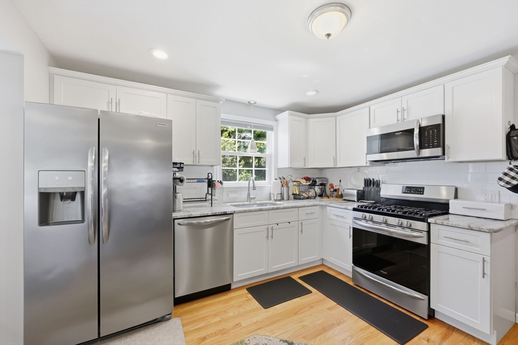 983 Shoemaker Ln, Agawam, MA Photo #9